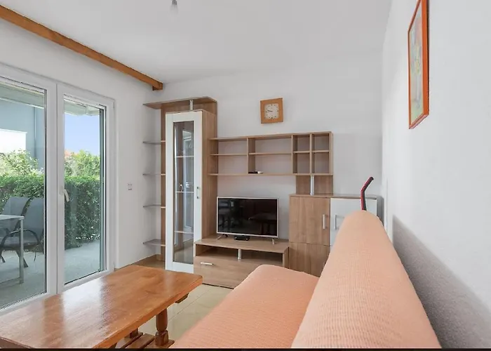 In With Seaview, Terrace, Air Condition, Wifi