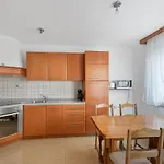 In With Seaview, Terrace, Air Condition, Wifi * Sukošan