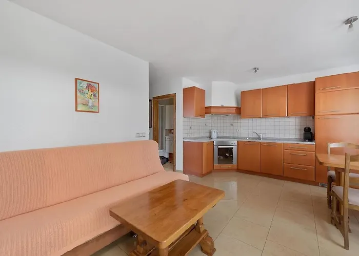 Lejlighed In With Seaview, Terrace, Air Condition, Wifi Sukošan